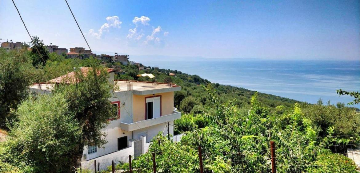 Amazing View At Kroi I Gjine, Apartment *